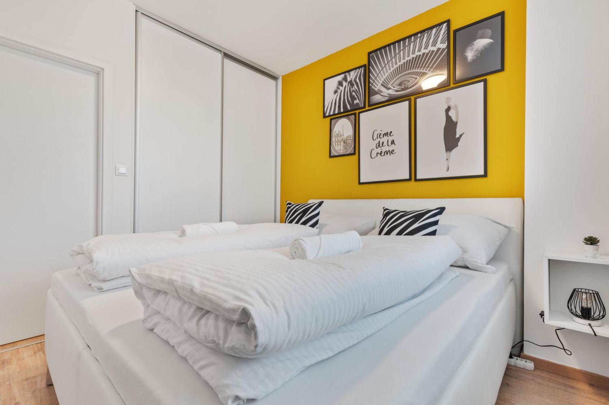 Lam Safari - Balcony - Ac - Free Parking Apartman Pozsony Kültér fotó
