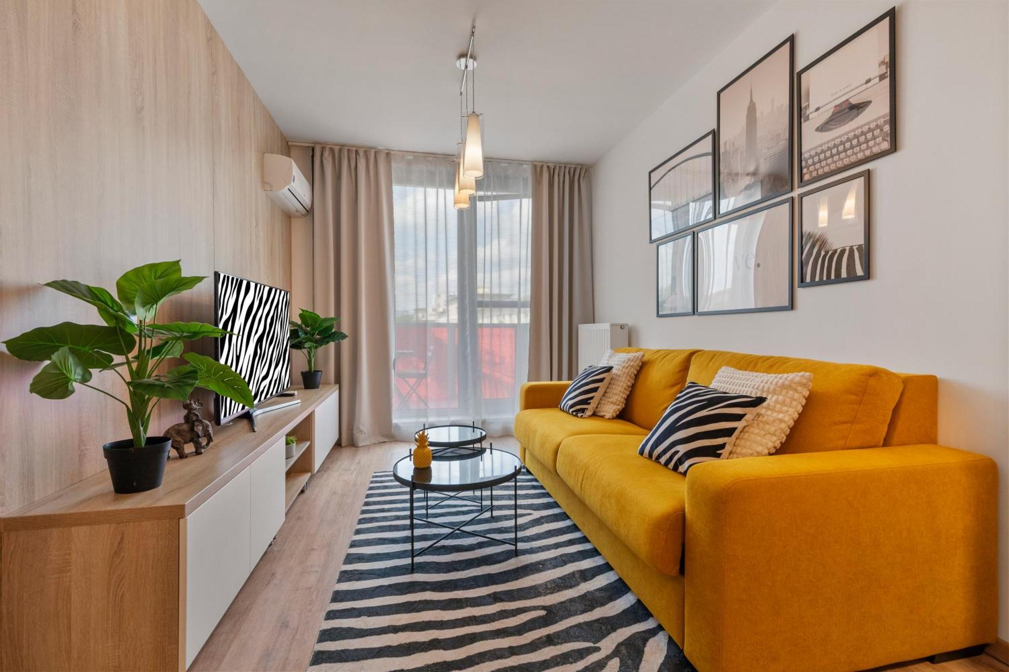 Lam Safari - Balcony - Ac - Free Parking Apartman Pozsony Kültér fotó